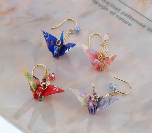 🕊️翔影和語・摺紙鶴夾式耳環