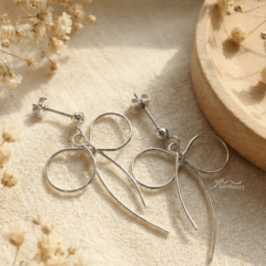 134 【日本製】法式浪漫單鑽線條蝴蝶結耳環