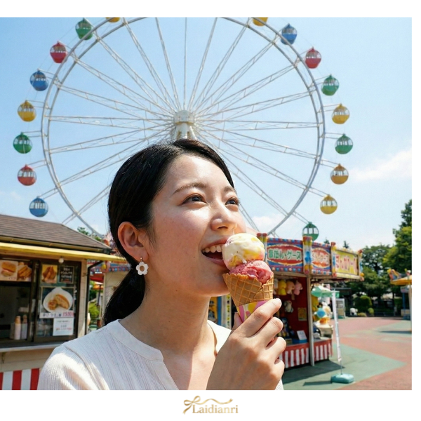 【日本製】復古鏤空花朵耳環｜米白色鈦針耳飾